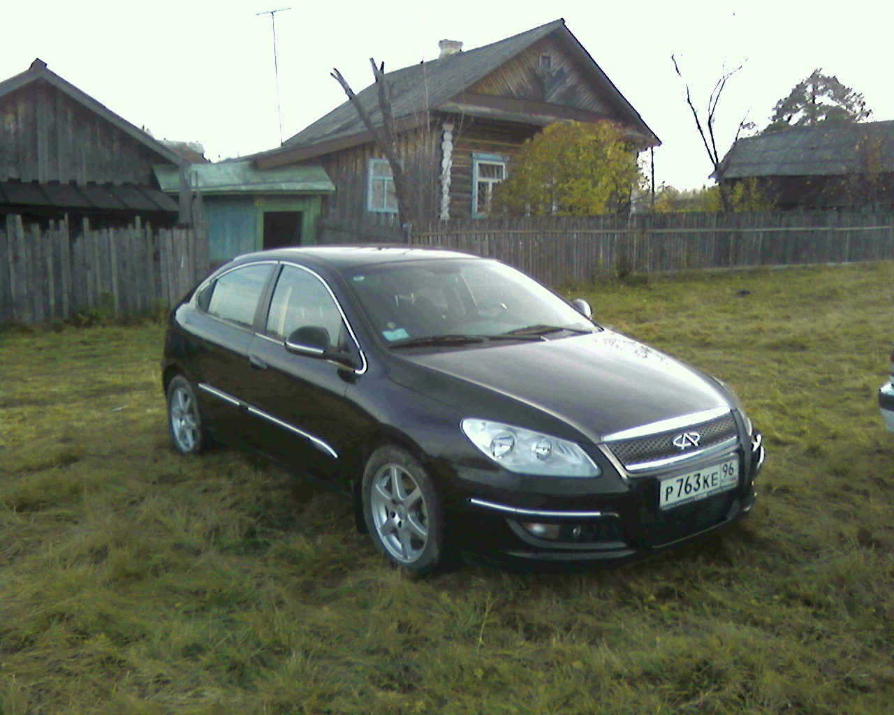 Осенний листопад фотографий. — Chery M11, 1,8 л, 2010 года | фотография ...
