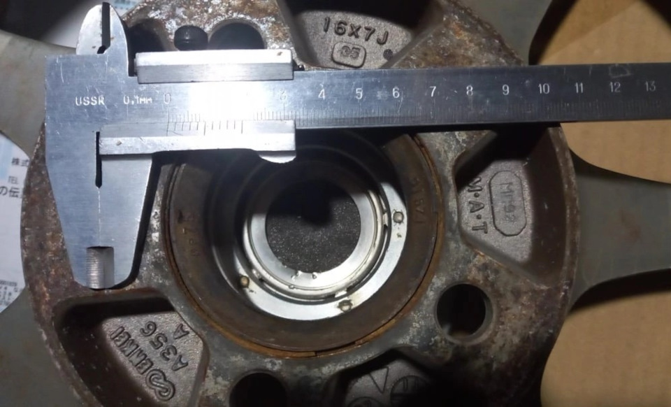 Литые диски Enkei 7Jx16 5x100 на Volkswagen Polo Sedan. Б/у | 39 000 ...