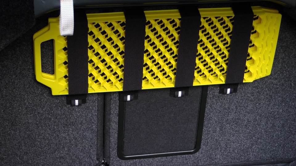 антипробуксовочные траки. сэнд траки daerr. антипробуксовочные траки. ленты траки противобуксовочные. сэнд трак пластиковый для бездорожья 1,2 м (2 шт комплект ) 991204 redbtr.