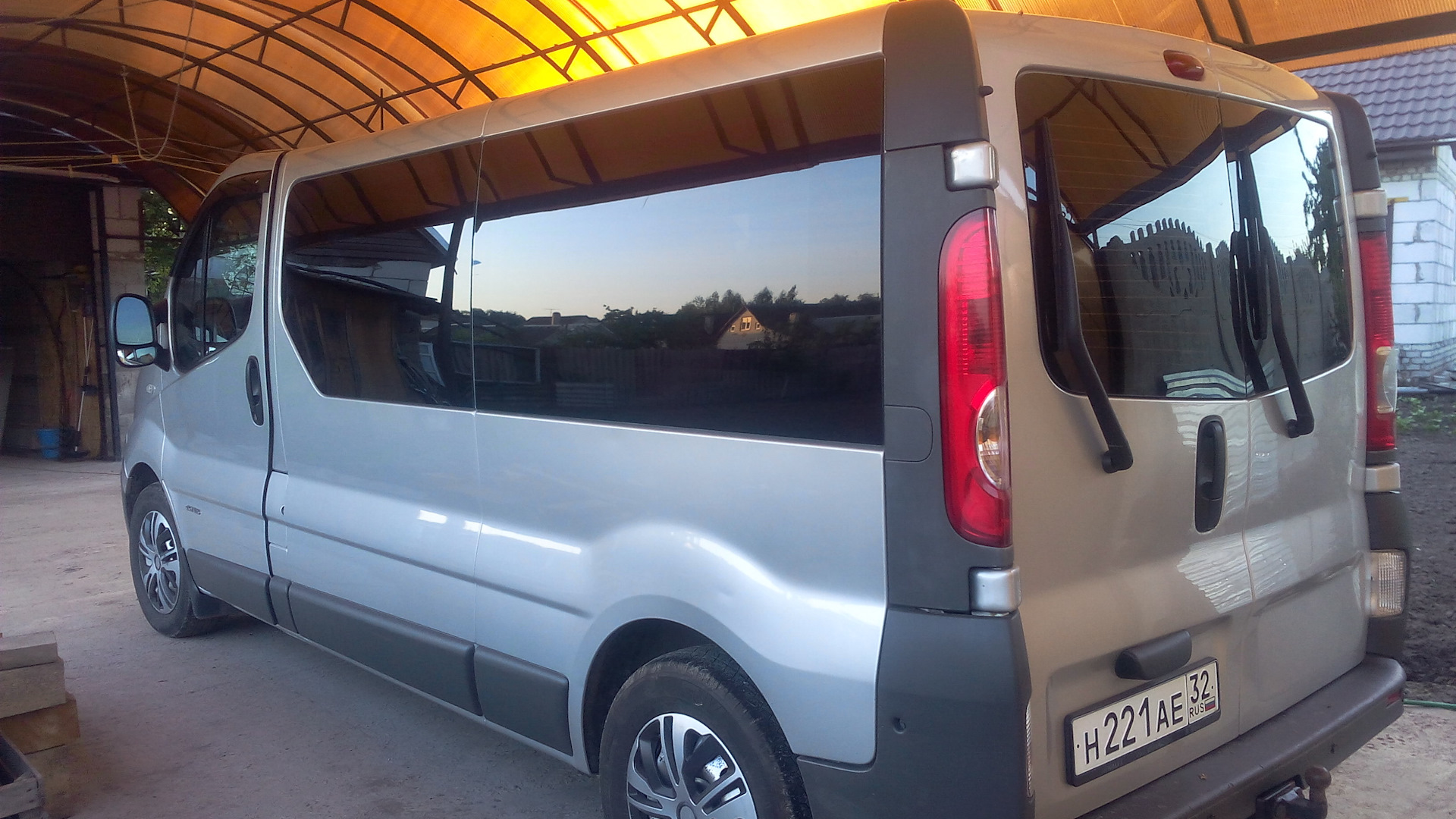 2008 store renault trafic