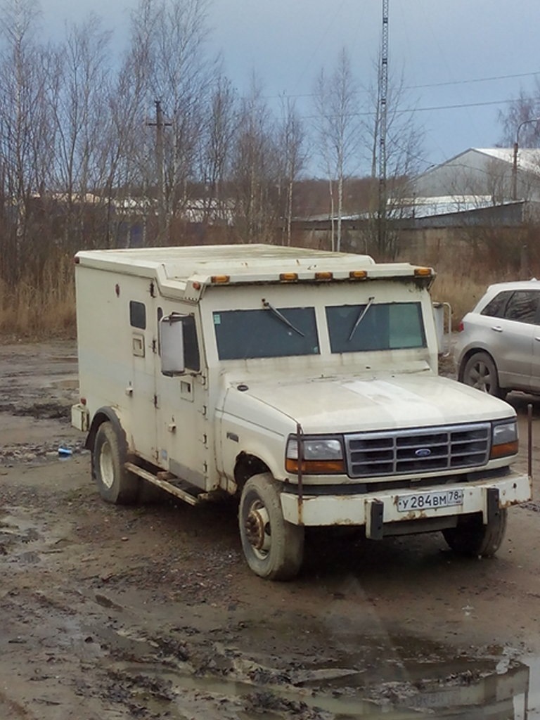 Броневик Форд f550