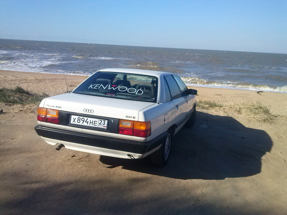 Фото в бортжурнале Audi 100 (C3)