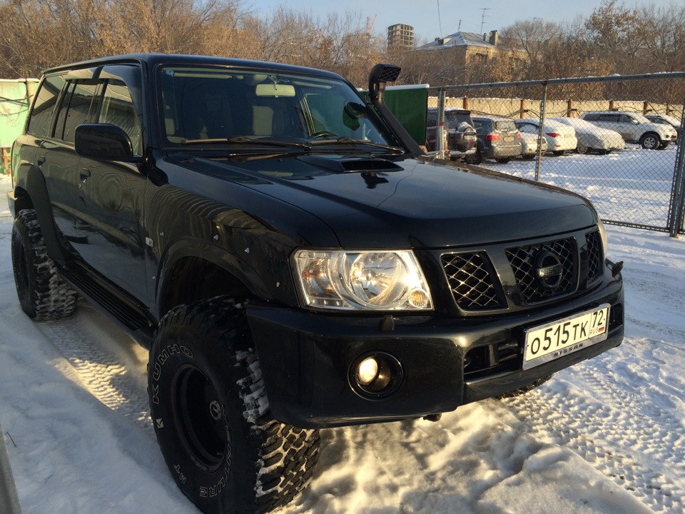 Nissan Patrol y61 2004