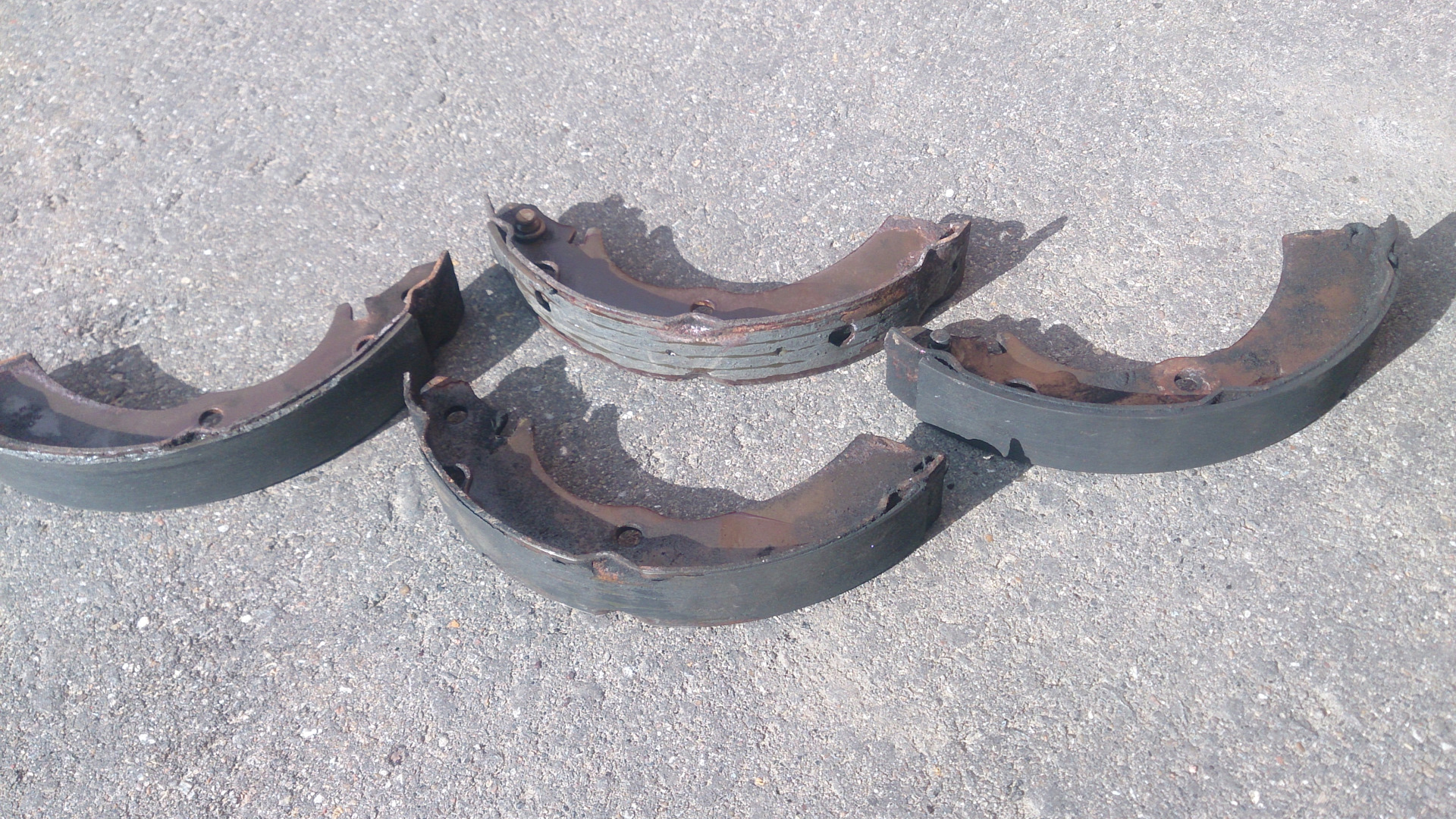 Эпопея с тормозами! — Mitsubishi Colt VI, 1,3 л, 2004 года | своими ...