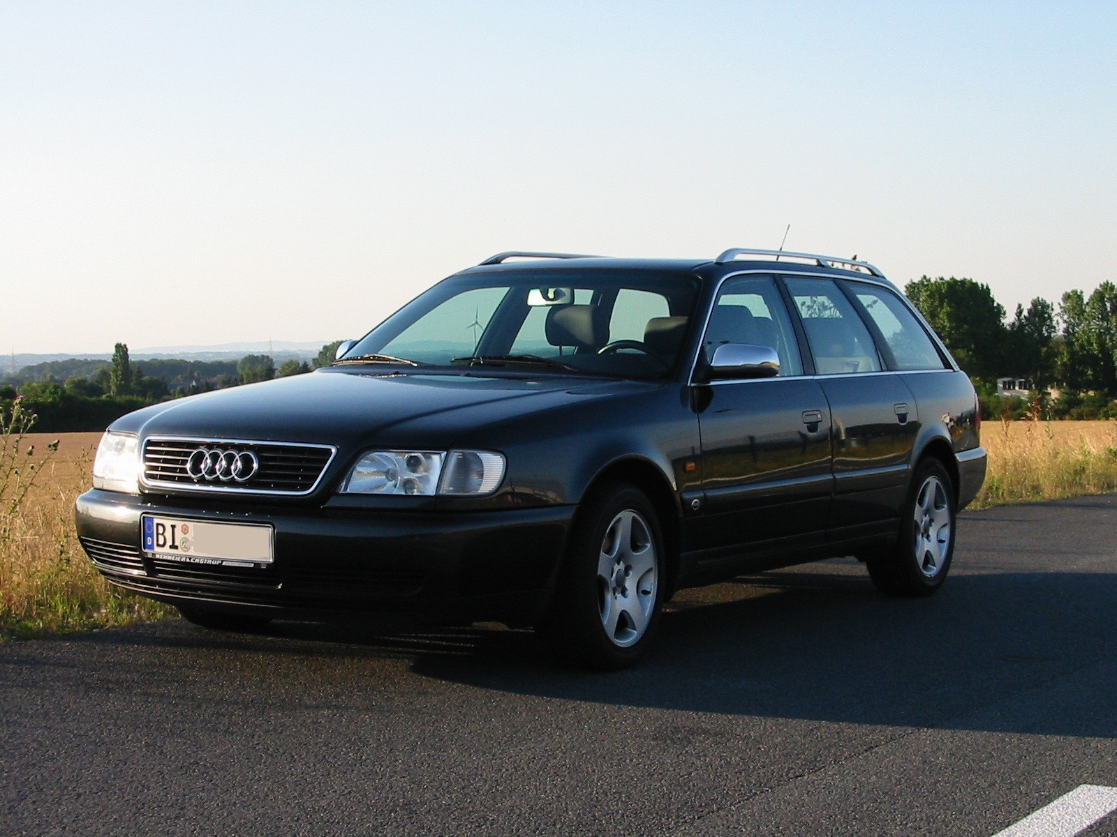 Ауди а6 с4 универсал купить. Audi a6 c4. Ауди 100 с4 универсал кватро. Audi a6 c4 1994. Audi a6 1996.