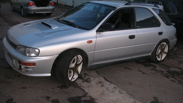 Subaru Impreza WRX (GC, GF) 2.0 бензиновый 1996 | почти положил стрелку ...