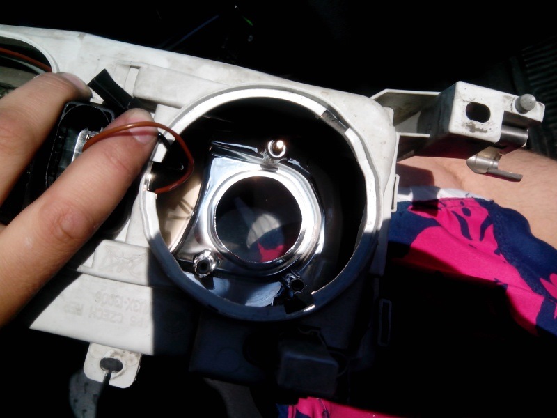 Помутнела фара — Skoda Octavia A4 Mk1, 1,4 л, 2007 года | своими руками ...