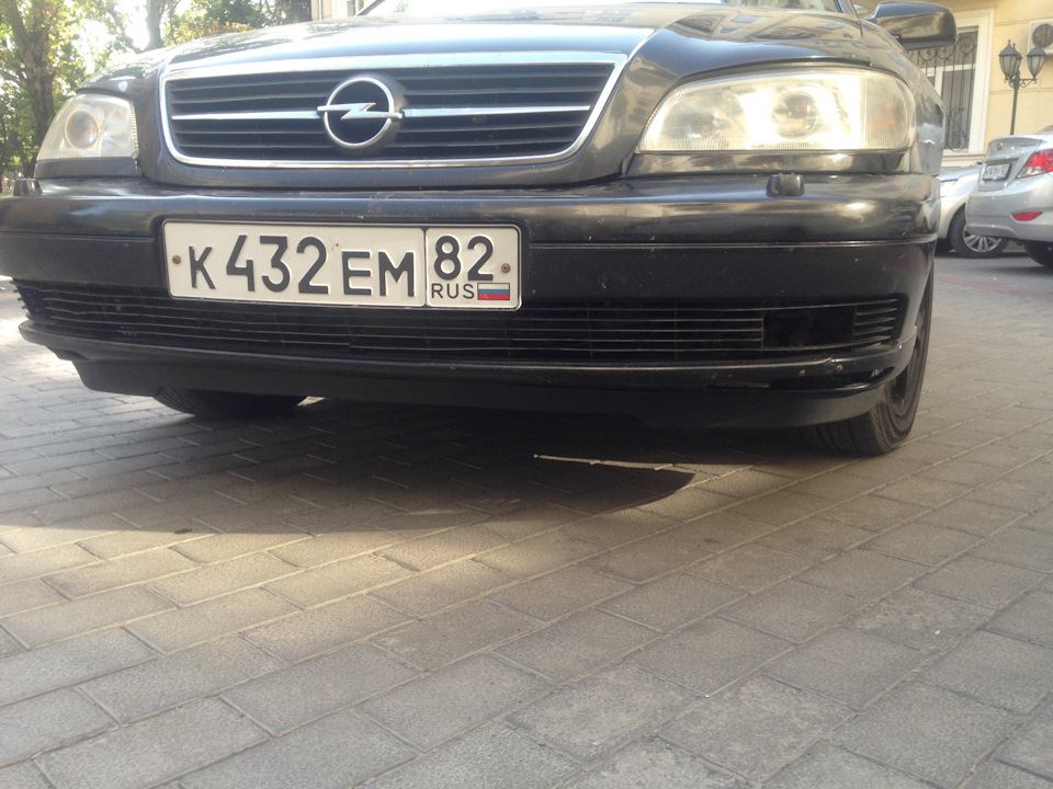 Установка губы на бампер — Opel Omega B, 2,2 л., 2001 года | своими ...