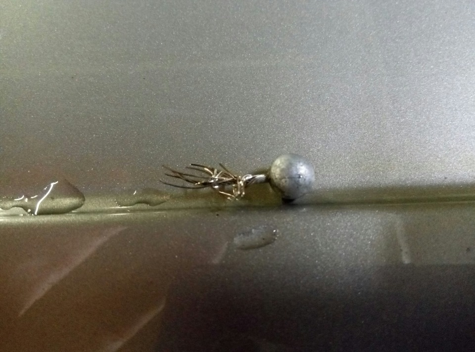 Порвался тросик открыития капота. — Skoda Octavia A5 Mk2, 1,6 л, 2012 ...