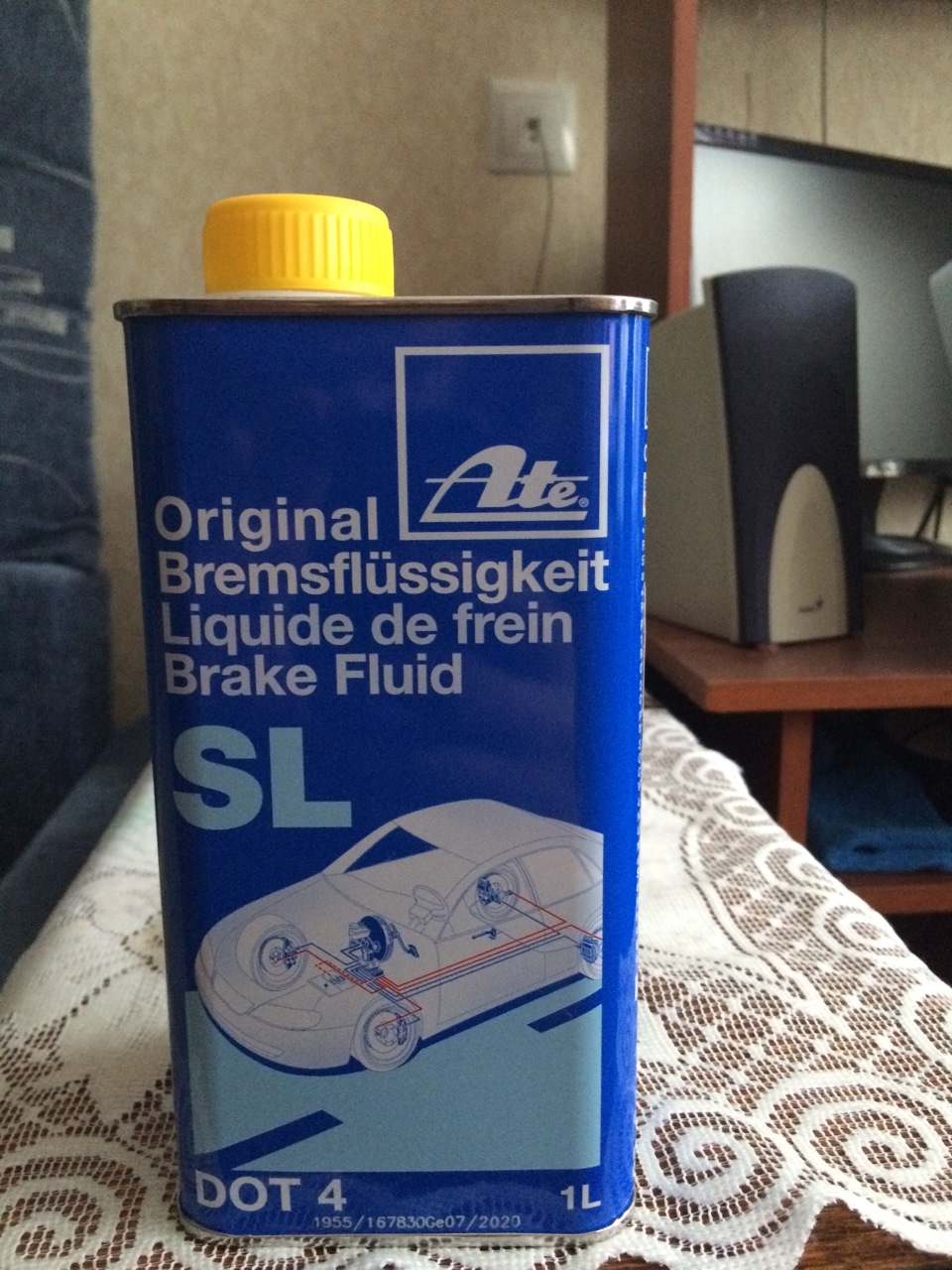 Замена тормозной жидкости — BMW 5 series (E39), 2,5 л., 2001 года ...