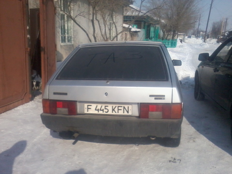 старый и новый образец номеров. — Lada Гранта, 1,6 л, 2013 года ...