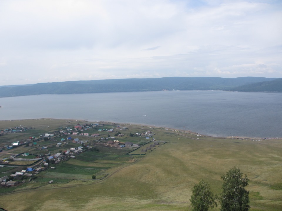 Нугушское водохранилище с палатками