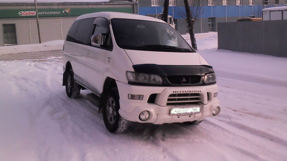 Delica 6. Мицубиси Делика 6. Мицубиси Делика 3. Mitsubishi Delica 2002. Мицубиси Делика бензин.