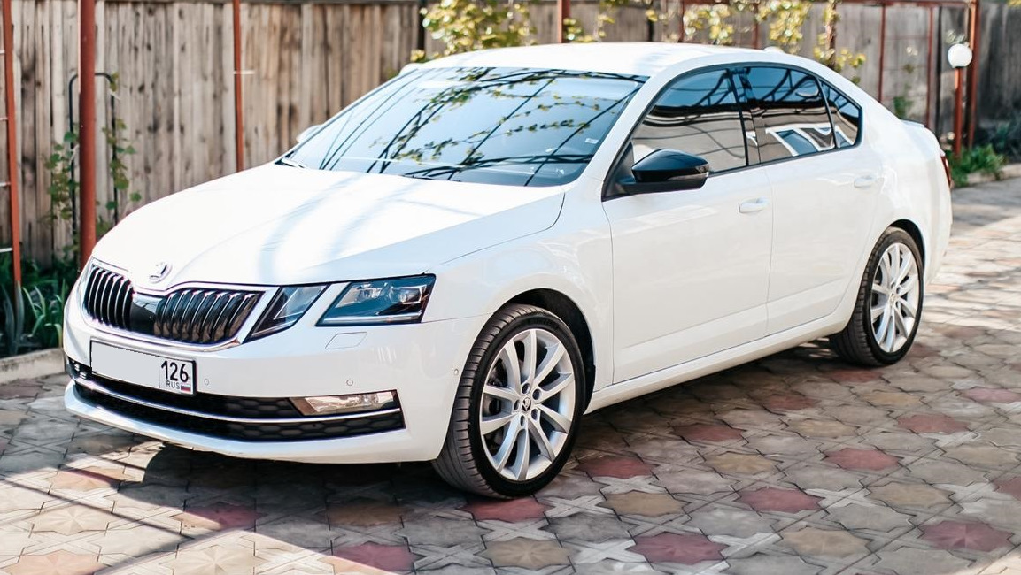 Skoda a7 рестайлинг. Skoda octavia 2013 — 2017 iii автомат. Skoda octavia 2013. Skoda octavia 1. Отзывы октавии 1 8.