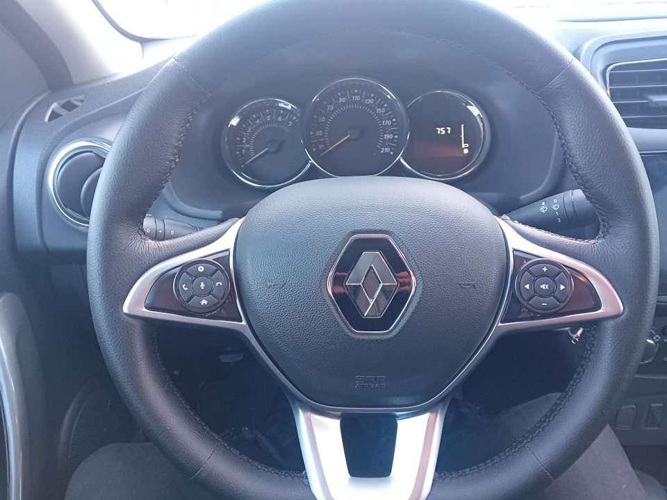 Фото в бортжурнале Renault Logan Stepway