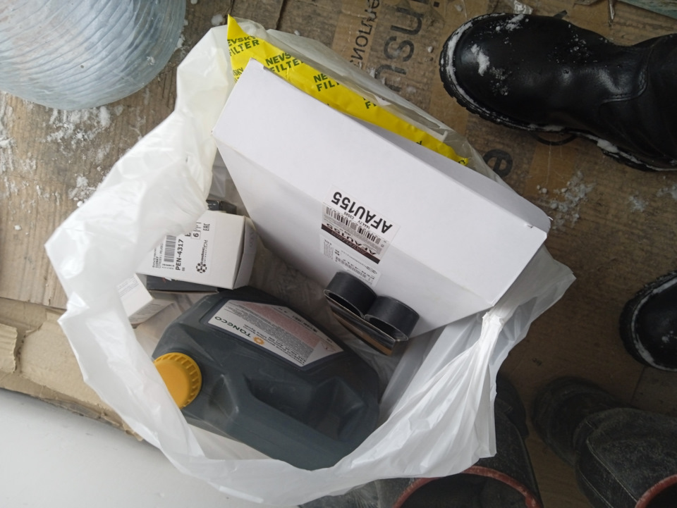 То замена масла/приводного ремня/задних торм. Колодок — Peugeot 408, 1 ...