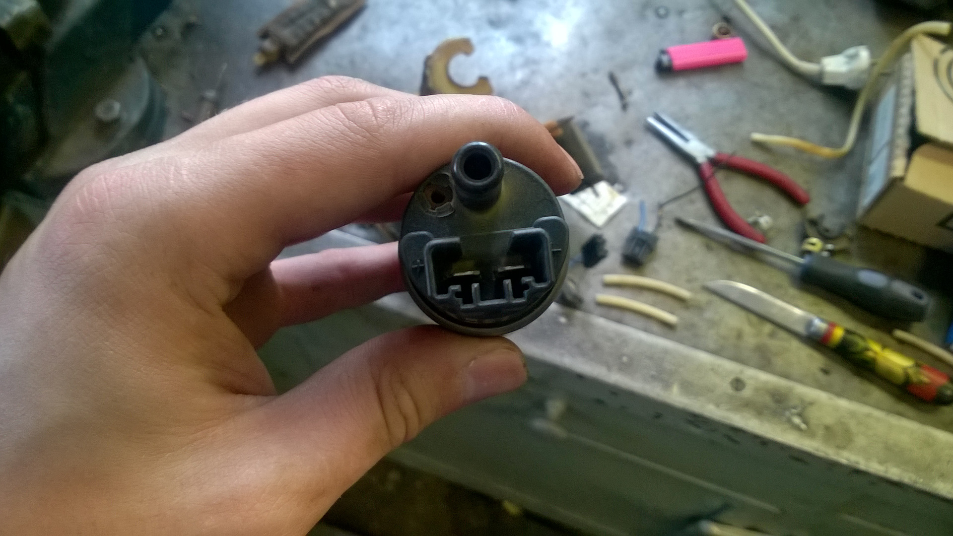 Купить Бензонасос Toyota Corolla Ceres AE100 5A-FE во Владивостоке по цене: 2 00