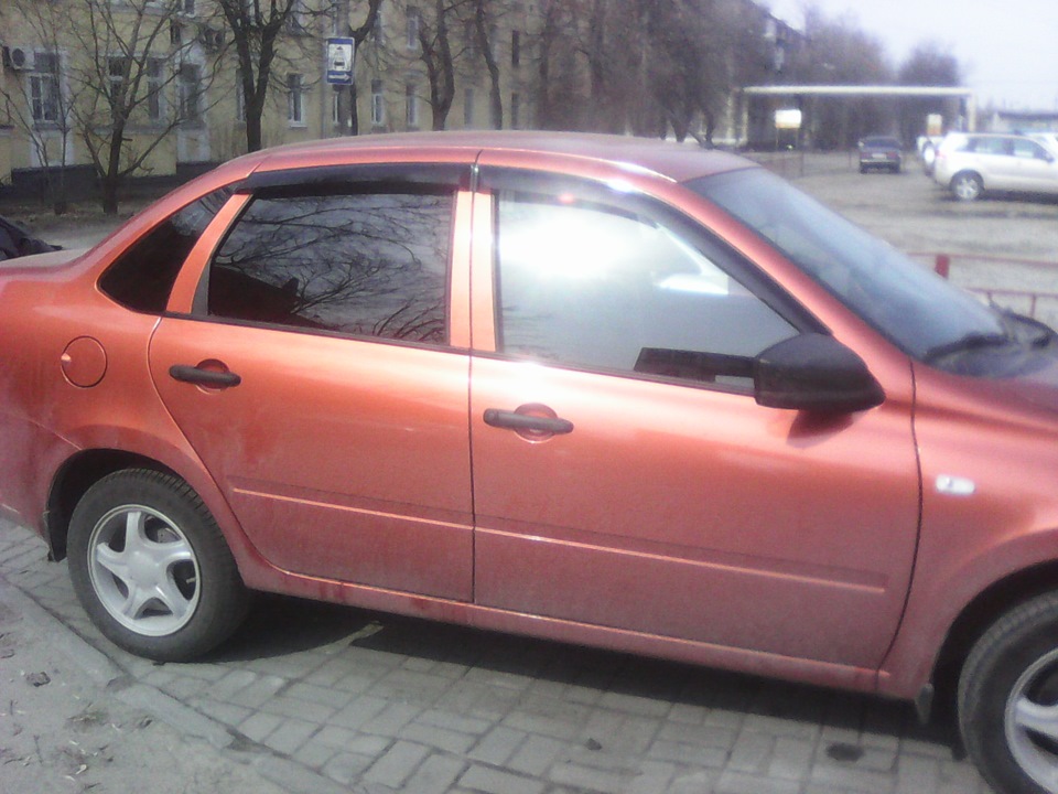 Тонировка и дверные дефлекторы — Lada Гранта (1G), 1,6 л, 2014 года ...