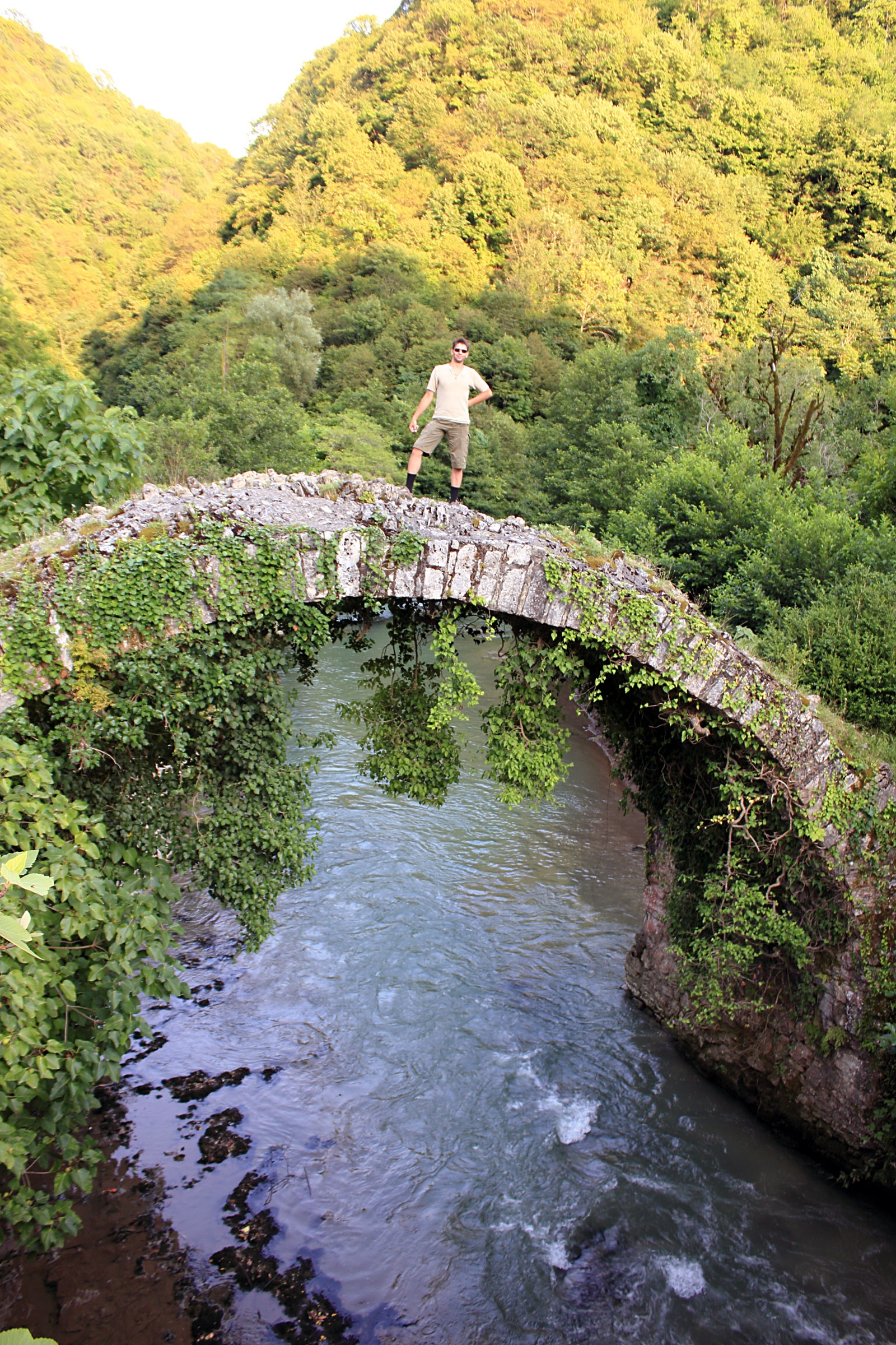 Беслетский мост в абхазии фото