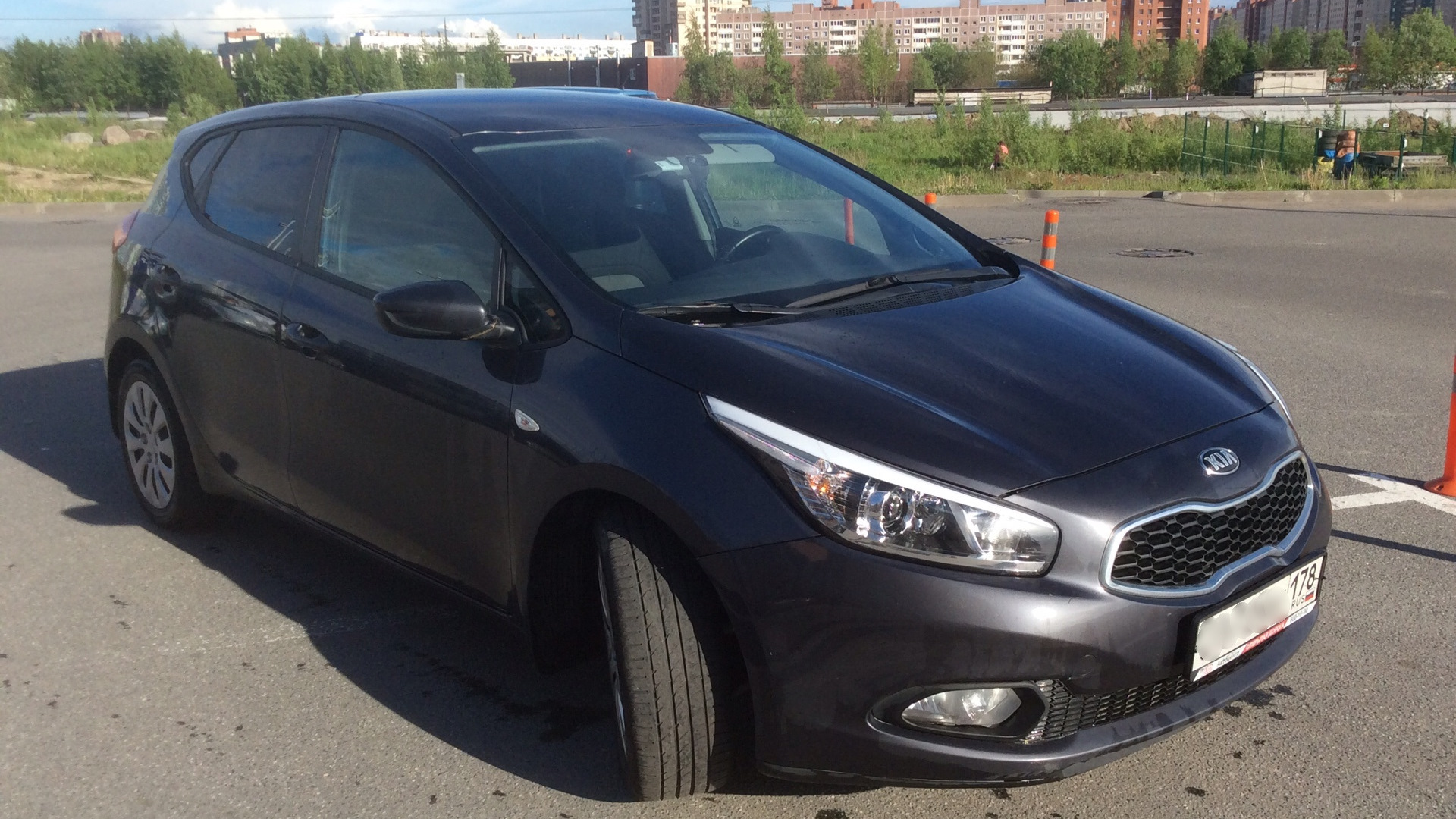 KIA Ceed (2G) 1.6 бензиновый 2014 | дарк ган метал))) на DRIVE2