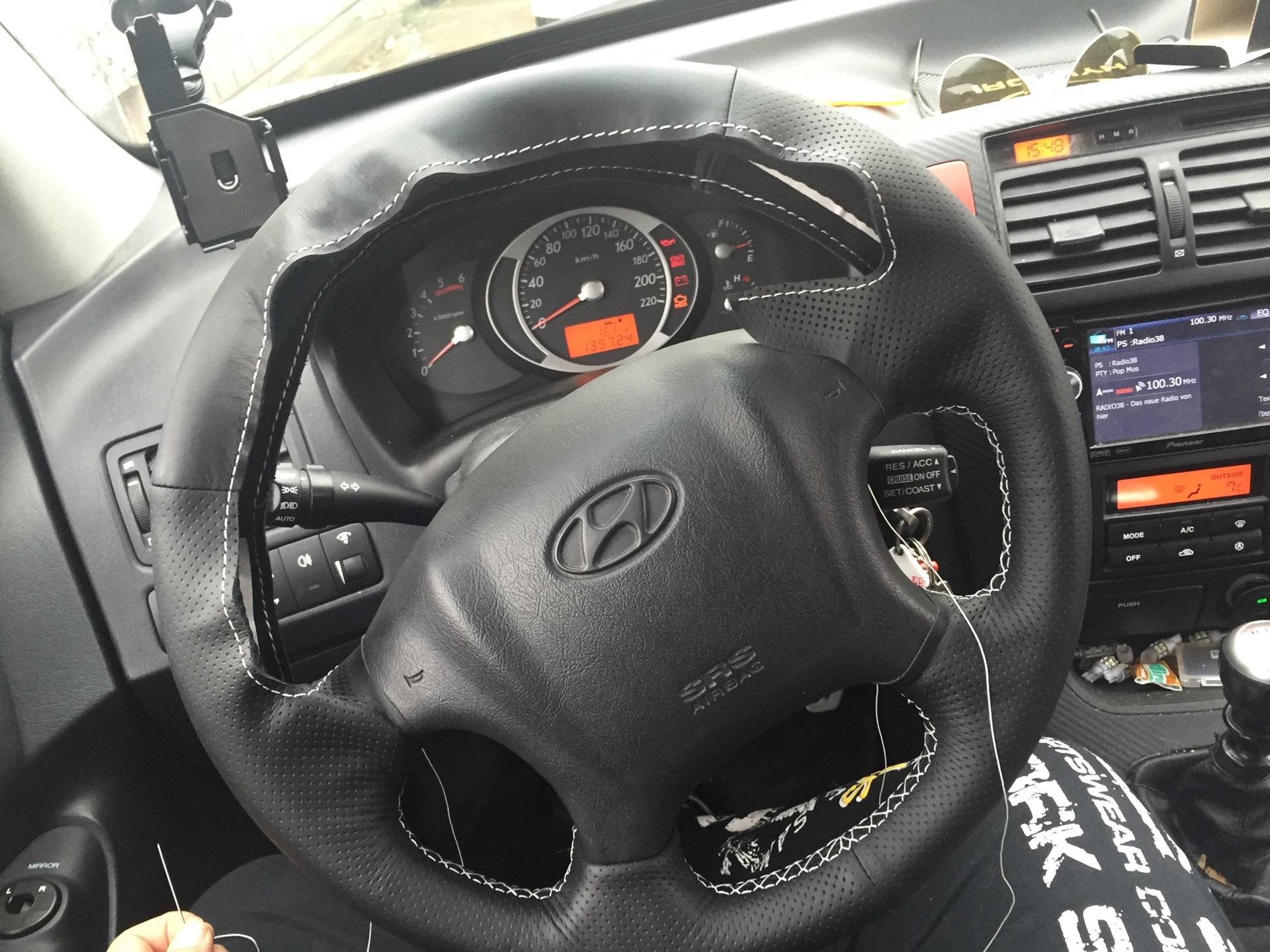 Как снять руль туксон Перетянул руль - Hyundai Tucson (JM), 2 л, 2006 года аксессуары DRIVE2