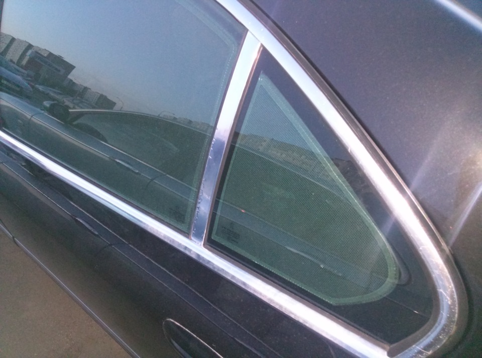 Разделитель стекол задней двери — Peugeot 607, 2,2 л, 2006 года ...
