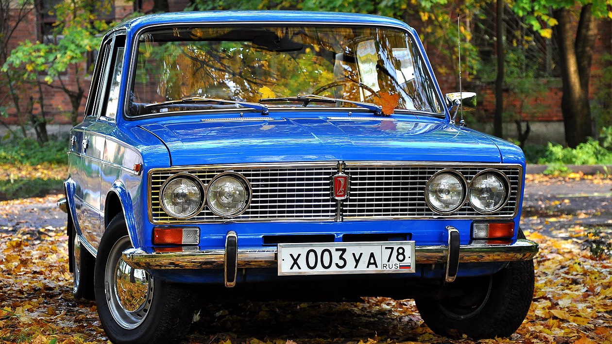 Lada 2103 1.3 бензиновый 1975 | 