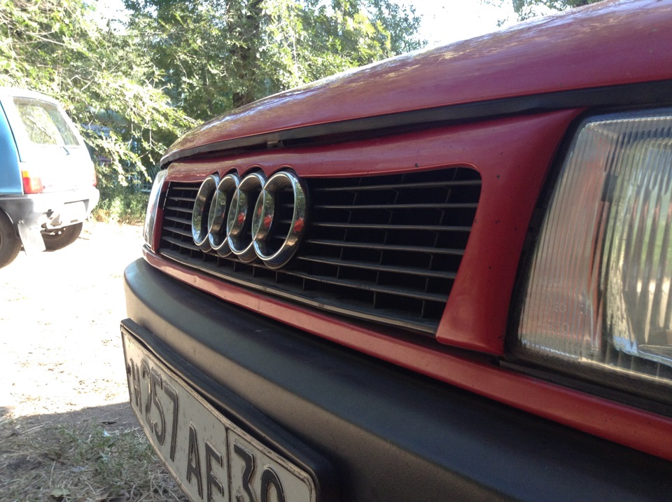Уплотнитель на капот — Audi 80 (B3), 1,8 л, 1987 года | своими руками ...