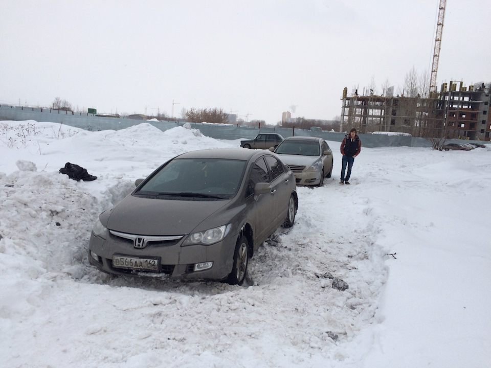 Civic клиренс. Клиренс Хонда Цивик 2007. Сивик дорожный просвет Хонда Цивик. Клиренс Хонда Цивик 8. Хонда Цивик 8 дорожный просвет.