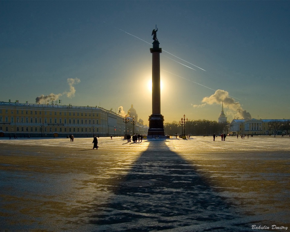 Александровская колонна в Санкт Петербурге