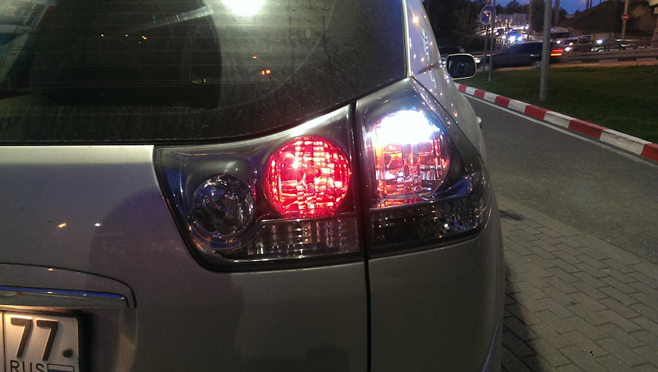 Не горит левый задний габарит — Lexus RX (2G), 3 л, 2006 года ...