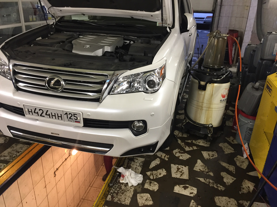 Фото в бортжурнале Lexus GX (URJ150)