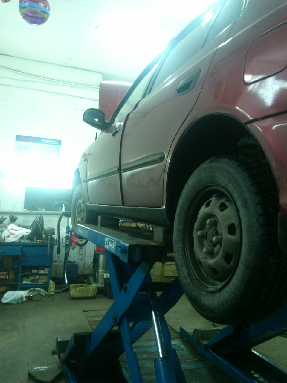 На новый год потекла помпа — Hyundai Accent (2G), 1,5 л, 2004 года ...