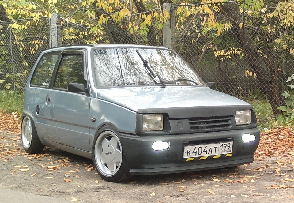 Тюнингованный Lada Oka