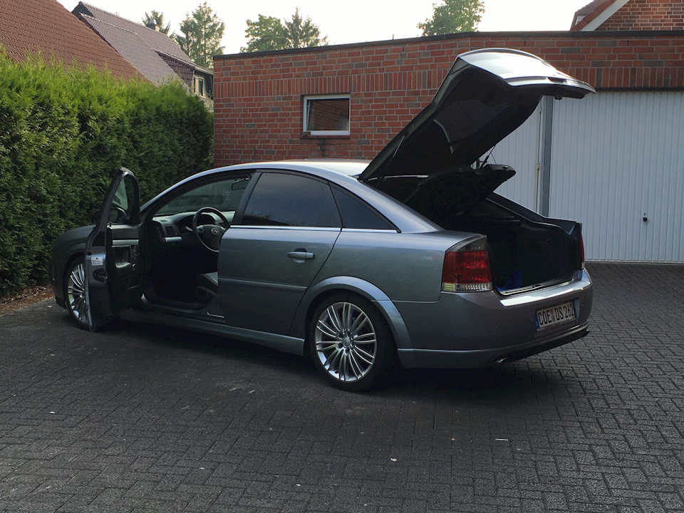 Opel Vectra 2004 Tuning