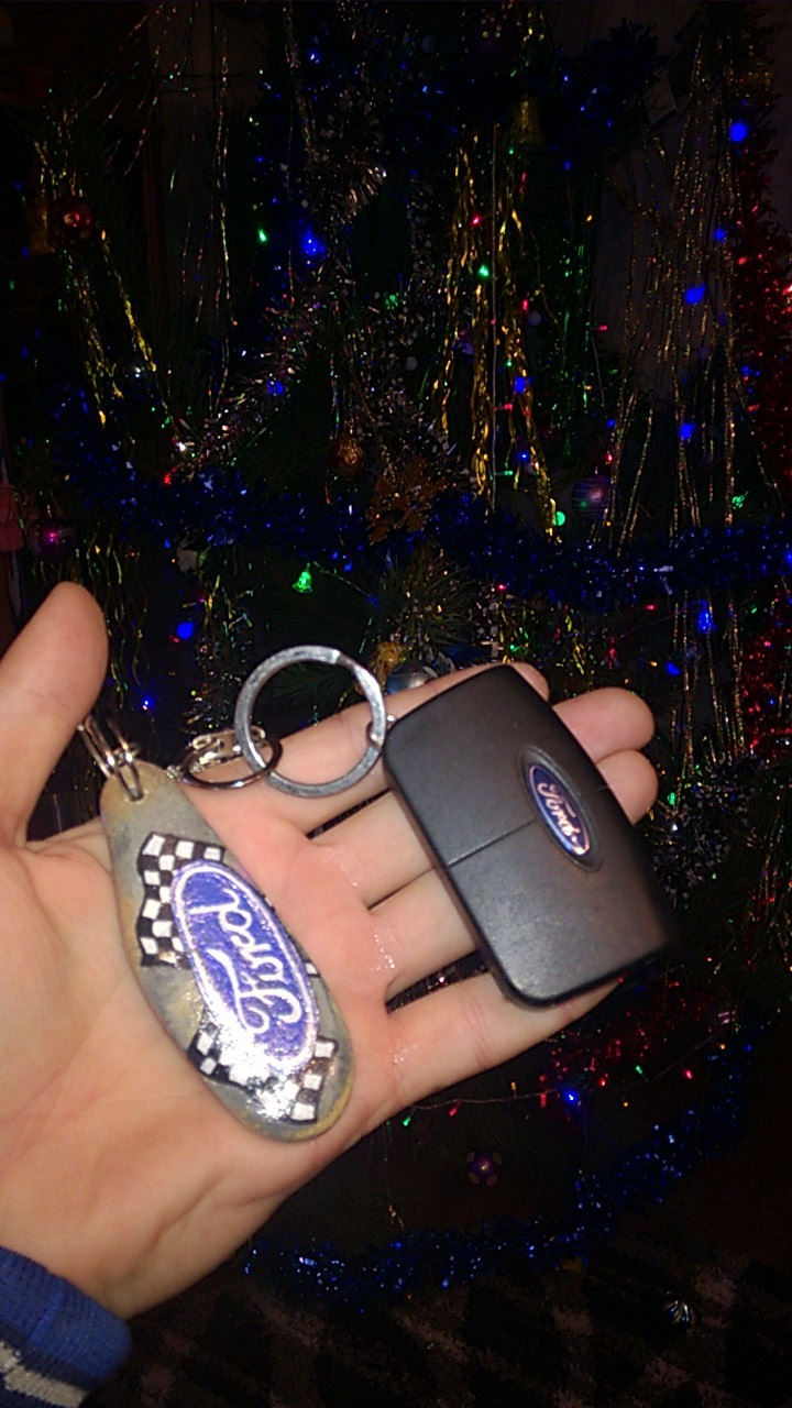 Брелок ручной работы — Ford Mondeo IV, 2 л, 2007 года | аксессуары | DRIVE2