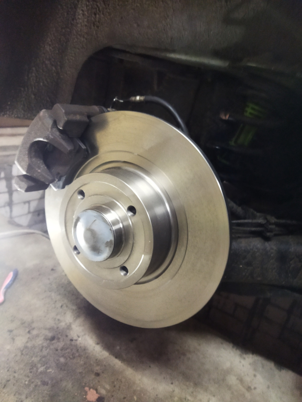 задние тормозные диски рено сценик 2