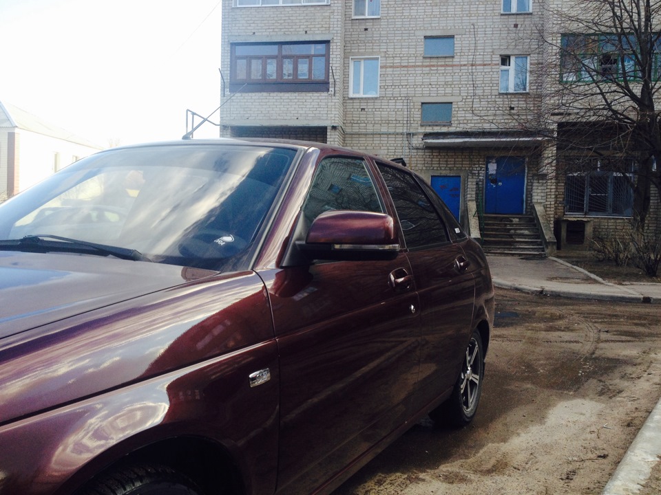 Поворотники в зеркала и заглушки SE. — Lada Приора хэтчбек, 1,6 л, 2012 ...