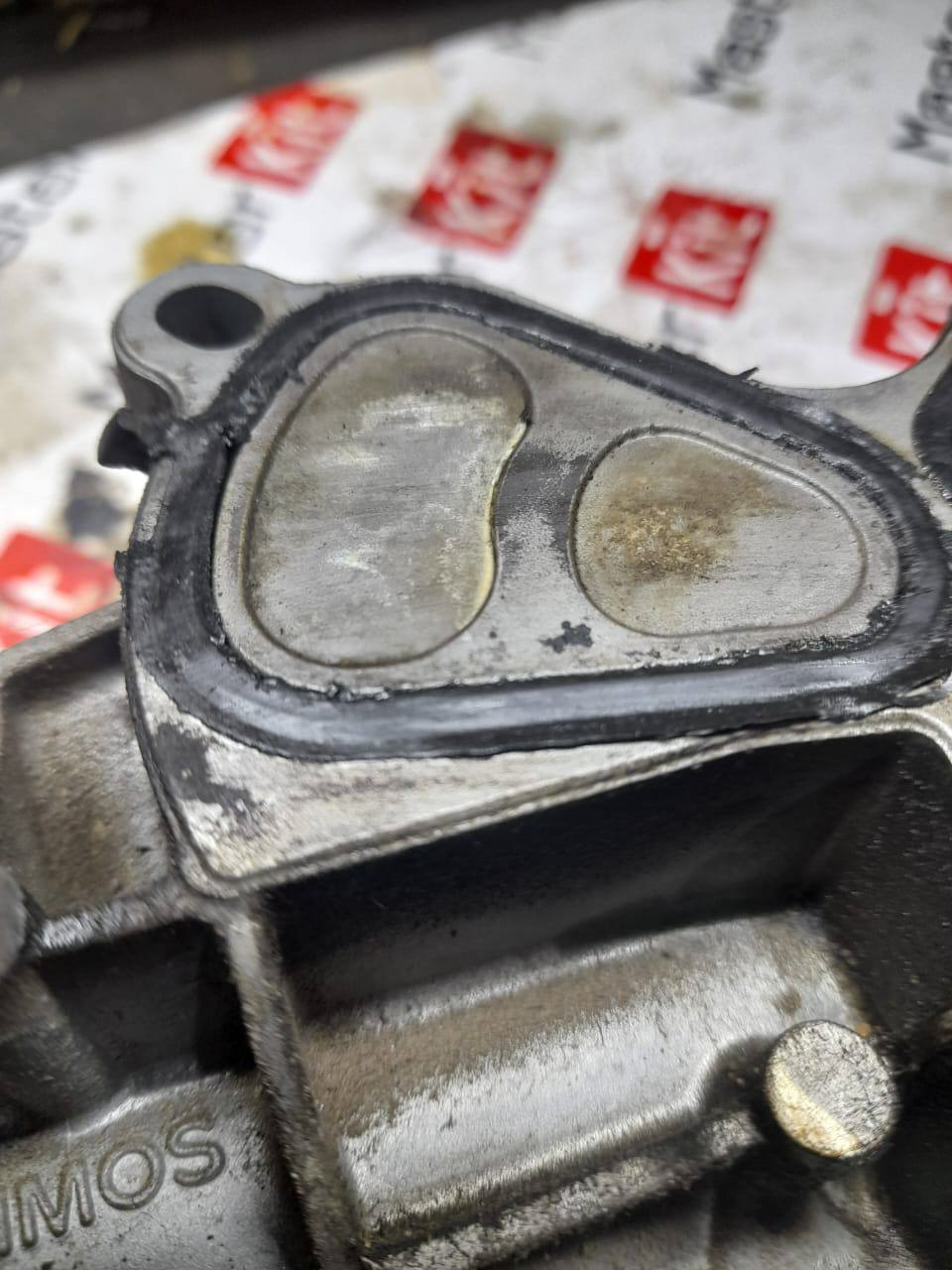 Замена прокладки корпуса масляного фильтра — Citroen C4 (2G), 1,6 л ...