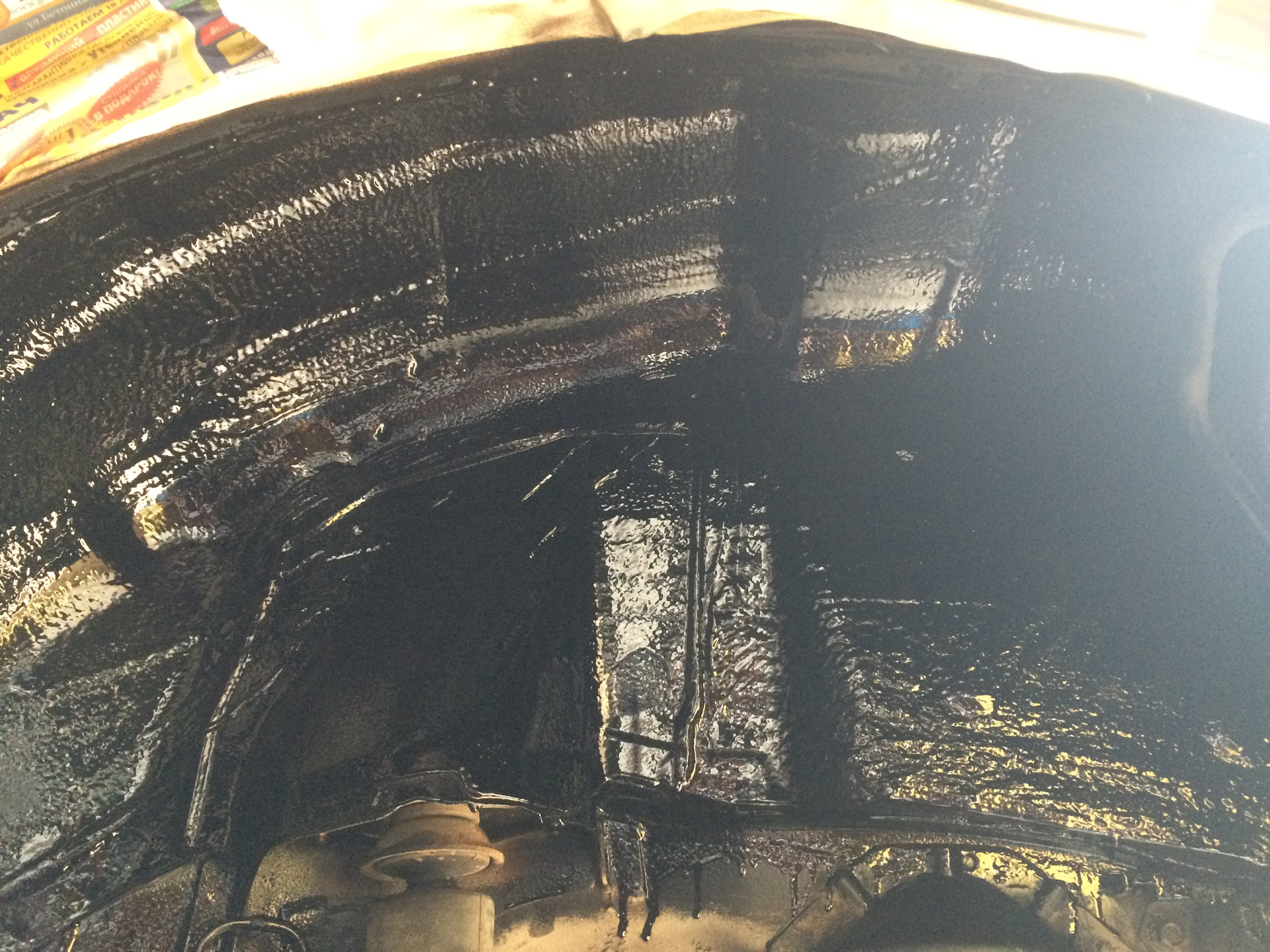 Обработка задних арок и колесных ниш антикором — Nissan Teana (J31), 2 ...