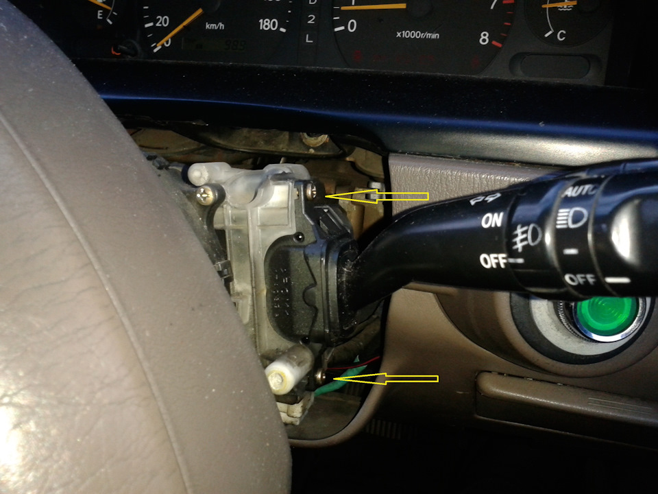 Пропал левый поворотник — Toyota Camry (V40), 2 л, 1996 года | поломка ...