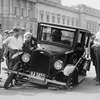 Как убрать глянец с кожаного руля. 100. Как убрать глянец с кожаного руля фото. Как убрать глянец с кожаного руля-100. картинка Как убрать глянец с кожаного руля. картинка 100. Привет всем. Владельцы BMW сталкиваются с проблемой, когда роскошный кожаный руль их авто к 20-30 тысячам км начинает блестеть — и убрать этот глянец не получается ни как (в т.ч. различной химией).