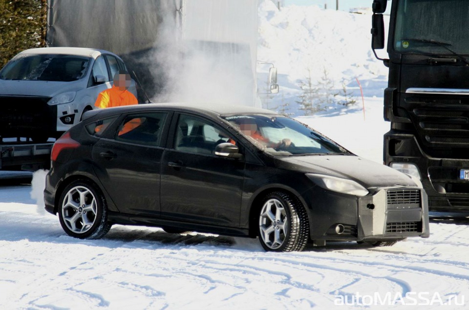 Сайт focus. Форд фокус 3 с прицепом. Чёрный Ford Focus к605ву138. Форд фокус к155сх 93рег. Форд фокус 3 с прицепом фото.