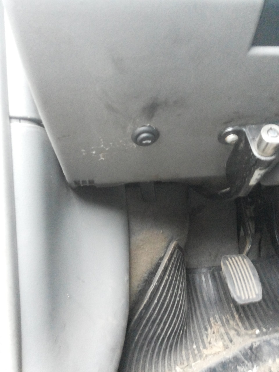 Соленоид багажника — Skoda Felicia, 1,3 л, 1998 года | электроника | DRIVE2