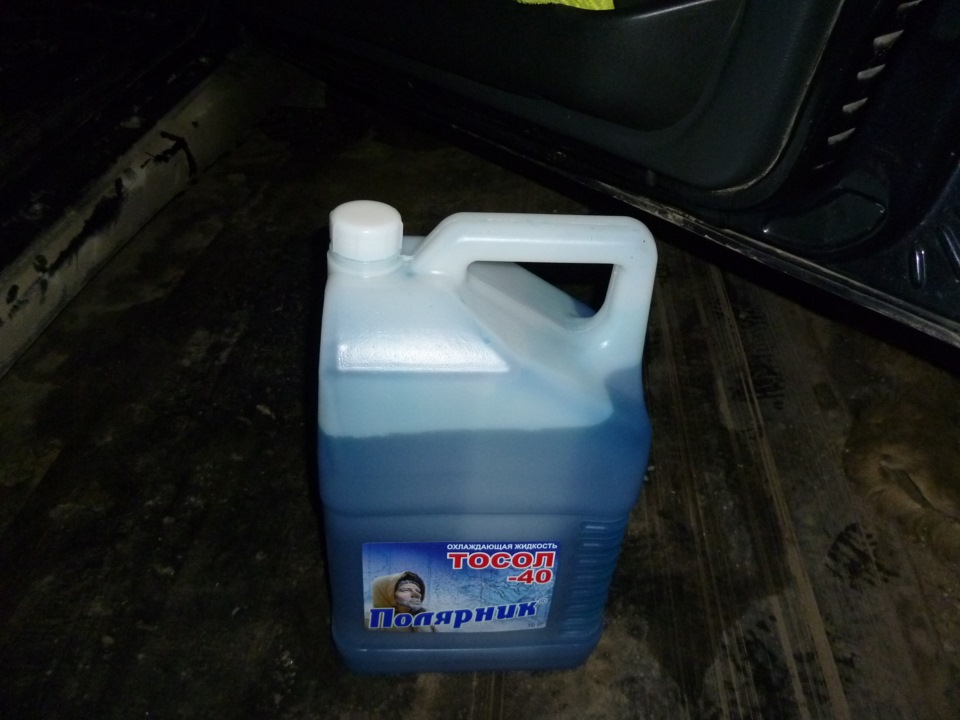 Краник отопителя и замена тосола — Lada 2114, 1,5 л, 2006 года | своими ...