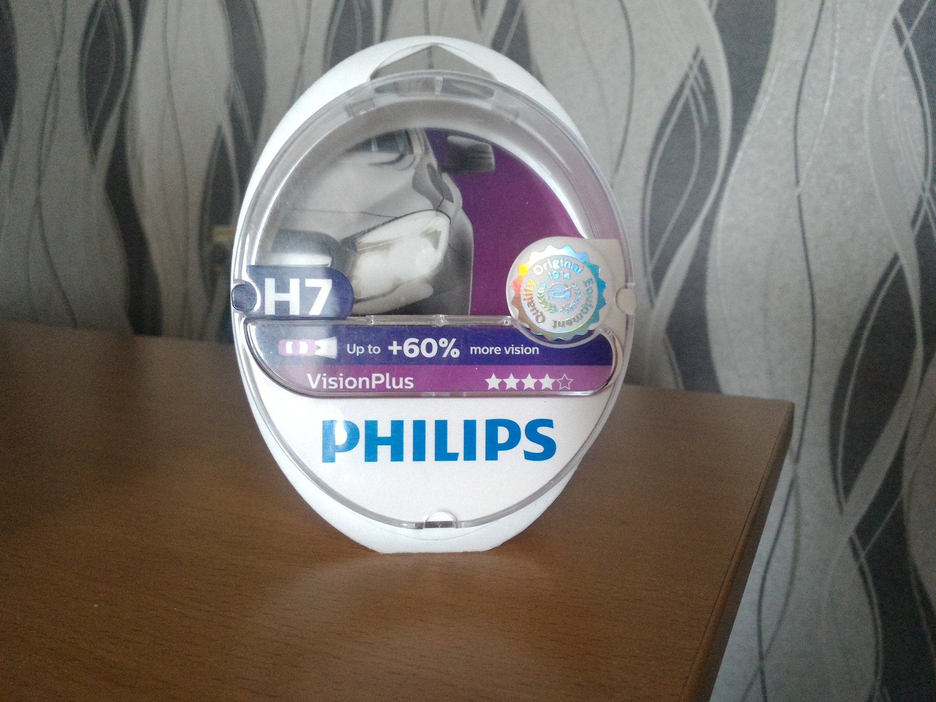 Филипс вижн. Philips Vision Plus 12972vps2 h7 55w. Philips Vision Plus h7. Филипс лампы 60% Vision Plus. Philips h7 VISIONPLUS (+50%).