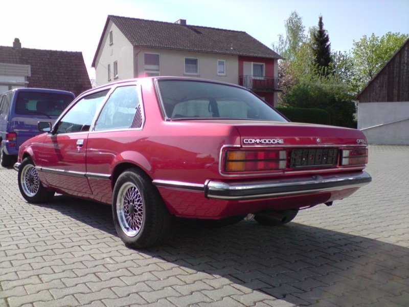 Opel Commodore 1982