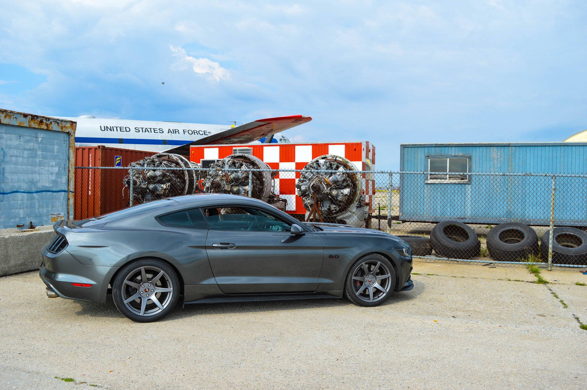 Ford Mustang 2013 r19