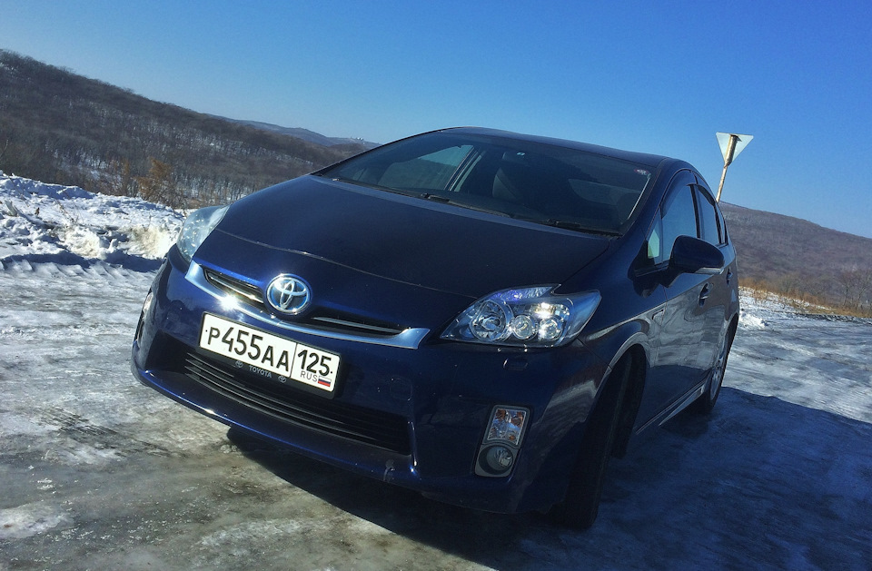 Дром улан удэ хонда. Тойота Приус 30. Toyota Prius 53101. Toyota Prius 1.5 l 2010 Gurcustanda. Тойота Приус 30 синего цвета.