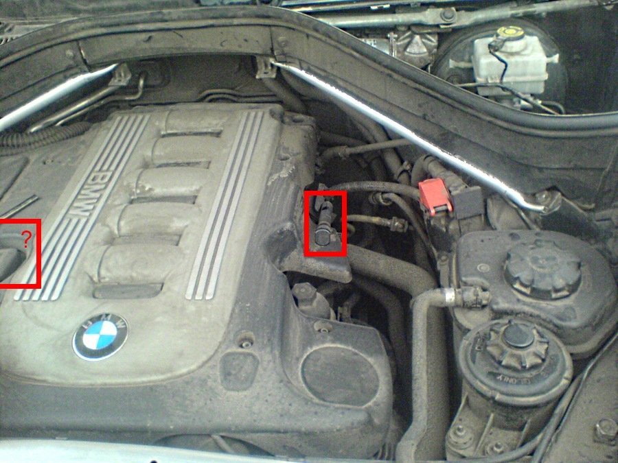 Уровень масла х5. BMW x5 e70 щуп. БМВ х5 е70 щуп двигателя. Щуп на BMW e90 n46. Щуп на БМВ х5 е70 3.0 бензин.
